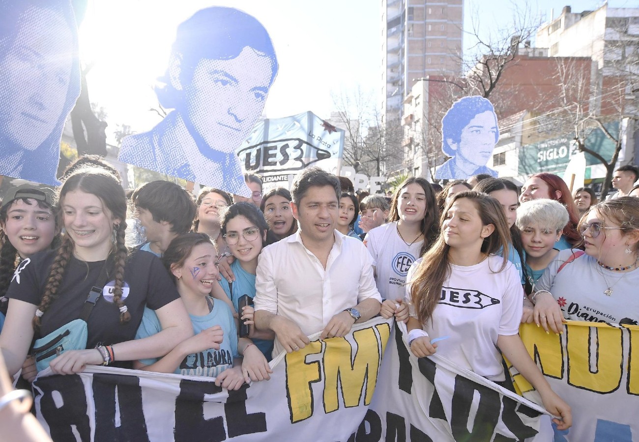 Imagen de A 49 años de La Noche de los Lápices, la juventud del MDF marchó junto a Kicillof