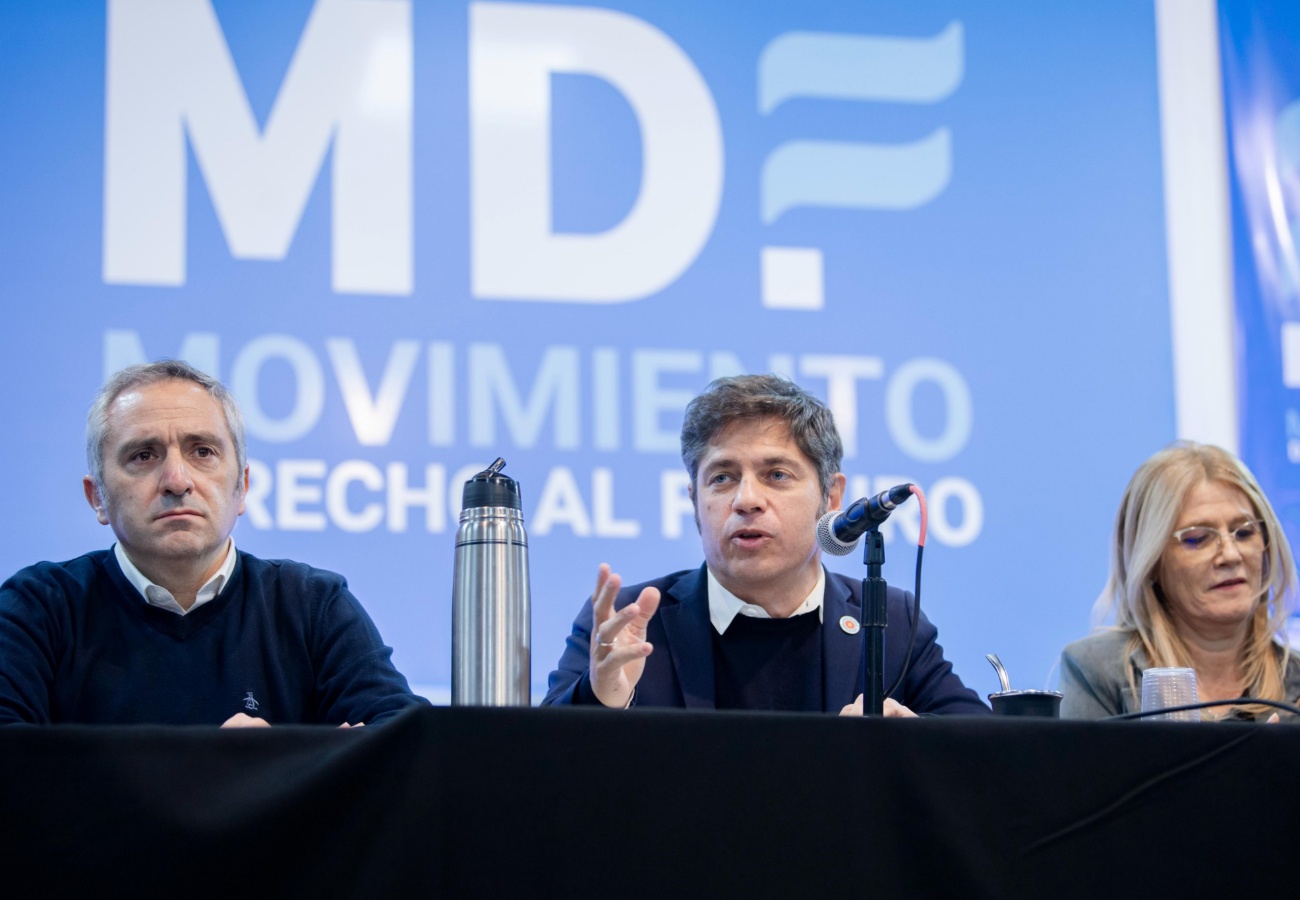 Tercer imagen de la nota La única agenda es la del pueblo